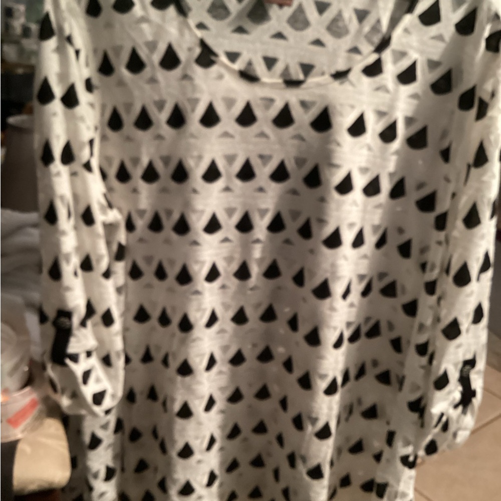 Multiples black white triangle blouse sheer triangle cutouts Size PXL NWT